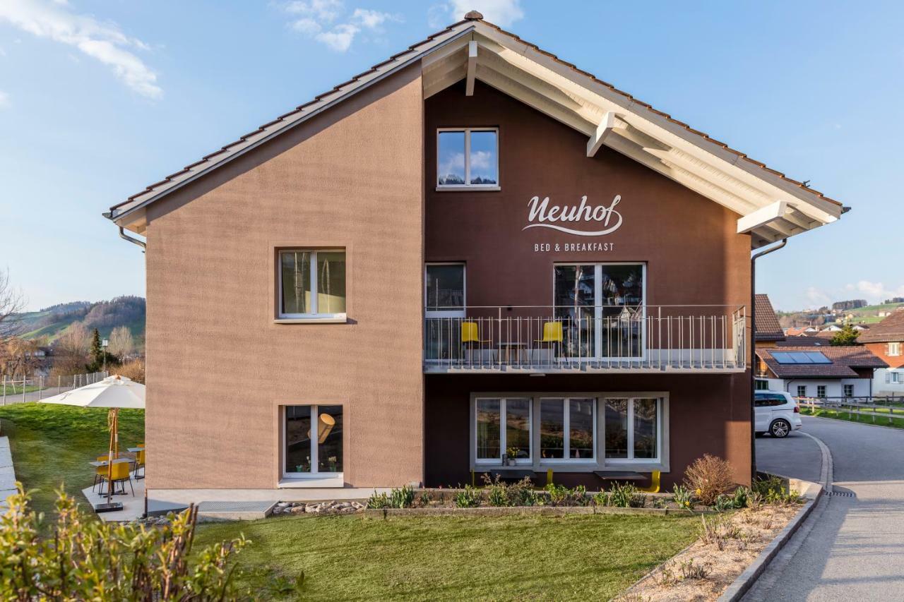 Neuhof Gäste-& Schokohaus Appenzell Exterior foto